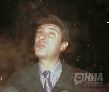 Борис Немцов собрал соратников в пивном ресторане
