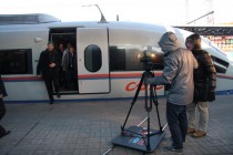 Первая часть съемок клипа прошла на Московском вокзале