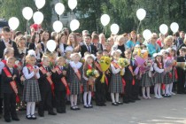 Глава администрации Нижнего Новгорода Олег Кондрашов поздравил с началом учебного года учителей и учеников нижегородских школ