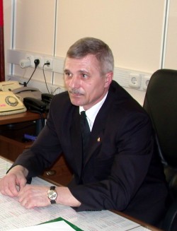 Начальник департамента собственной безопасности МВД России Юрий Драгунцов 2 ноября проводит проверку в городе Бор Нижегородской области