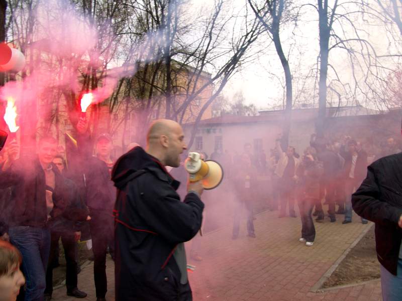 Сотрудники милиции пресекли попытку проведения несанкционированного городскими властями Марша несогласных в Нижнем Новгороде