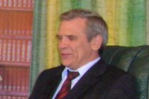 Евгений Люлин: Нормальный человек не может любить власть