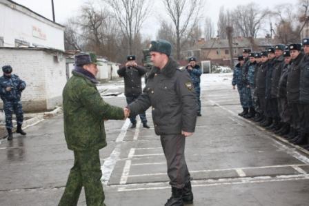 Начальник ГУВД по Нижегородской области Виктор Братанов навестил нижегородских милиционеров, находящихся в командировке на Северном Кавказе