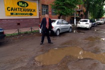 Специалисты инспекции осматривают нижегородские автодороги