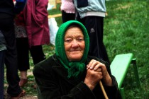 Жительница с. Большие Бакалды на празднике вишни