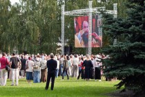 Фоторепортаж: Патриарх Московский и всея Руси Кирилл освятил Феодоровский собор в Городце Нижегородской области (12.09.2009)