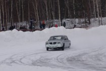 Сергей Наумов уверенно входит в поворот