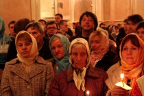 Участие в пасхальном богослужении приняло свыше 5 тыс. человек