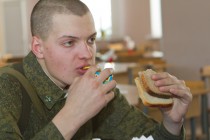 Организация системы питания военнослужащих на условиях аутсорсинга