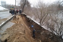 Ликвидация последствий оползня на Зеленском съезде Нижнего Новгорода