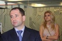 Михаил Бабич и его пресс-секретарь Кристина Долотова
