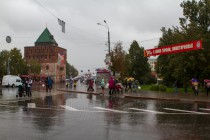 День города в Нижнем Новгороде выдался дождливым (пл.Минина и Пожарского)