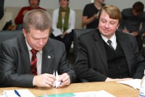 Александр Тарлаковский и Вячеслав Тараканов (слева направо)