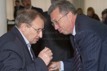 Александр Перов и Анатолий Волков (слева направо)