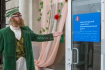 Гостей встречал нижегородский купец