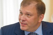 Александр Курдюмов
