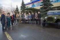 Горьковский автомобильный завод 26 апреля передал правительству Нижегородской области два выставочных экспоната военной техники нижегородского кремлевского мемориального комплекса Горьковчане - фронту