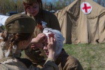 Реконструкция боя Великой Отечественной войны в парке Победы