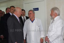 Валерий Шанцев побеседовал с врачами областной кардиохирургической больницы