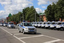 Парад новых автомобилей полиции на пл. Минина
