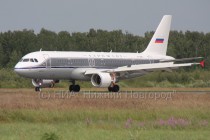 А-320 на рулежке в нижегородском аэропорту