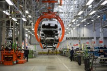 На конвейере производства автомобилей Mercedes-Benz Sprinter на ОАО ГАЗ