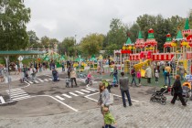 Фонд Обнаженные сердца открыл игровой парк в нижегородском парке Швейцария