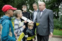 Валерий Шанцев встретился с нижегородским школьниками-авиамоделистами