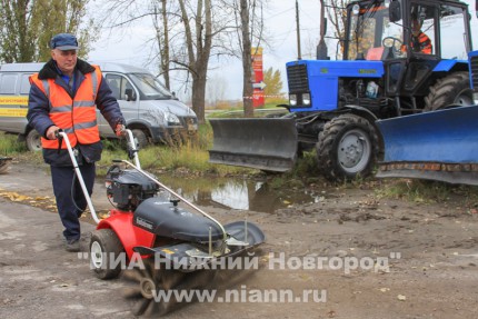 Парад спецтехники городских ДУКов по уборке дворовых территорий прошел в Нижнем Новгороде