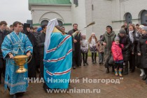 Крестный ход от собора Михаила Архангела по Ивановскому съезду к площади Народного Единства в Нижнем Новгороде