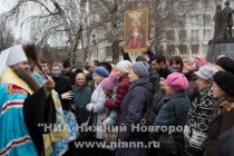 Крестный ход от собора Михаила Архангела по Ивановскому съезду к площади Народного Единства в Нижнем Новгороде