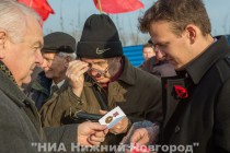 Демонстрация и митинг прошли в честь 96-летия Великой Октябрьской социалистической революции в Нижнем Новгороде