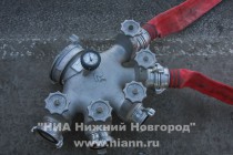Тренировка личного состава специальной пожарно-спасательной части по забору воды с высоты около 50-ти метров