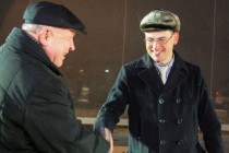Губернатор Нижегородской области Валерий Шанцев и исполнительный директор ОАО Международный аэропорт Нижний Новгород Александр Синельников