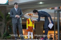 Акция Дерево желаний ежегодно проходит под патронатом главы Нижнего Новгорода в одном из торговых центров города