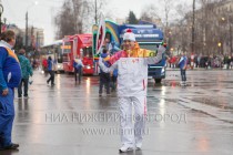 Эстафета Огня XXII Олимпийских зимних игр в Сочи проходит в Нижнем Новгороде
