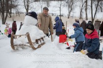 На сегодняшний день на конкурс поступило 220 работ из 55 районов города и области