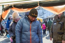 После пятичасового соревнования подведение итогов - взвешивание