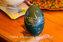 В зоопарке Лимпопо прошел мастер-класс по росписи страусиных яиц