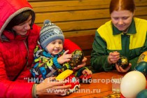 В зоопарке Лимпопо прошел мастер-класс по росписи страусиных яиц