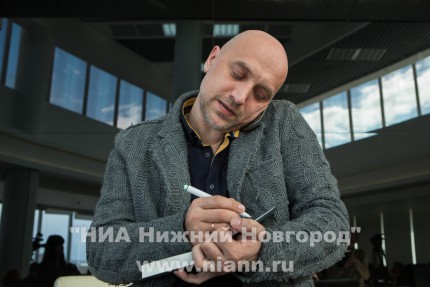 Встреча с писателем Захаром Прилепиным на тему Жизненная позиция подростка: Роль семьи и общества в Нижнем Новгороде