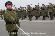 Первая тренировка парадных расчетов и механизированной колонны в полном составе прошла на Нижне-Волжской набережной в Нижнем Новгороде