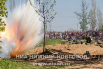 Реконструкция боя на подступах к Берлину  в нижегородском парке Победы