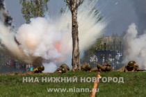 Реконструкция боя на подступах к Берлину  в нижегородском парке Победы