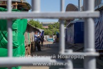 Территория открытых рядов Канавинского рынка оцеплена сотрудниками полиции