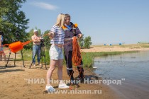 Во время учений журналисты смогли выступить как в роли спасающих, так и в роли утопающих.