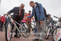 Стоимость проката велосипеда составляет от 75 рублей в час в зависимости от класса велосипеда