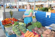 Комиссия по мониторингу цен посетила рынок Народный