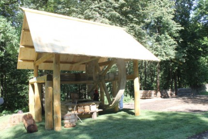 Уникальный колодец со ступальным колесом открылся на Щелковском хуторе в Нижнем Новгороде