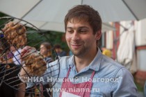 Бистро Boroda Grill&Dub угощало мясными бургерами, приготовленными на гриле